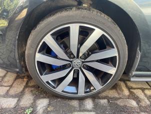 Volkswagen Golf VII 1.4 GTE 16V Épave (2015, Noir)