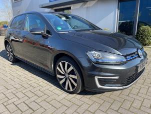 Volkswagen Golf VII 1.4 GTE 16V Épave (2015, Noir)