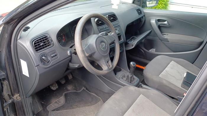 Volkswagen Polo V 1.2 12V Vehículo de desguace (2009, Negro)