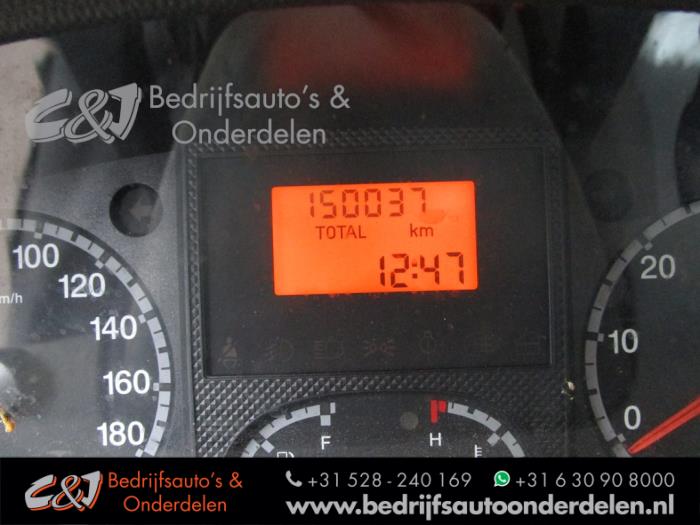 Peugeot Boxer 2.2 HDi 100 Euro 4 Vehículo de desguace (2009, Gris)