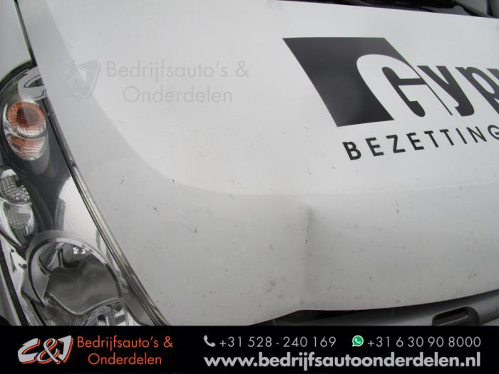 Renault Master IV 2.3 dCi 125 16V FWD Vehículo de desguace (2012, Blanco)