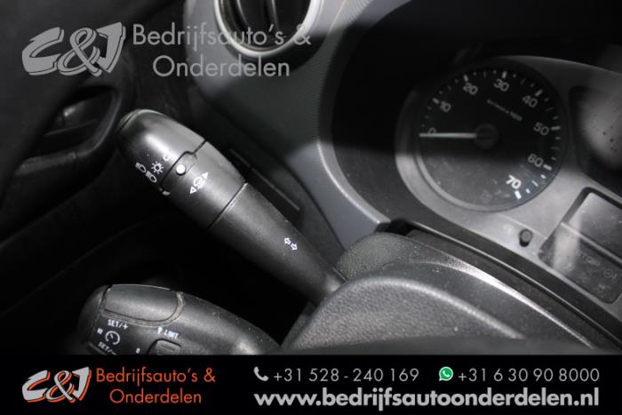 Citroen Berlingo 1.6 BlueHDI 100 Vehículo de desguace (2016, Gris plateado)