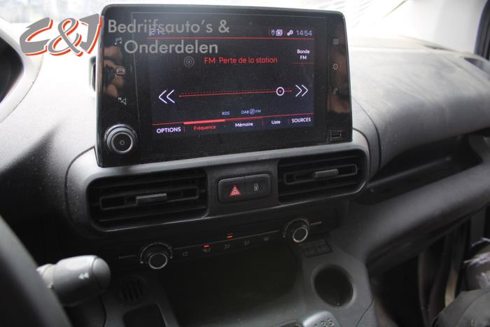 Peugeot Partner 1.5 BlueHDi 100 Épave (2020, Blanc)