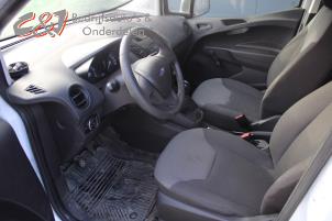 Ford Transit Courier 1.6 TDCi Schrottauto (2015, Weiß)