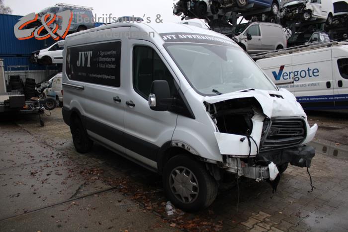 Ford Transit 2.0 TDCi 16V Eco Blue 170 Schrottauto (2018, Weiß)