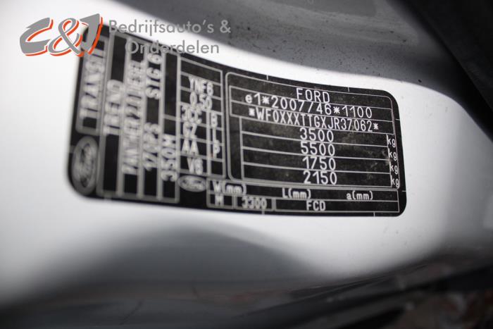 Ford Transit 2.0 TDCi 16V Eco Blue 170 Schrottauto (2018, Weiß)
