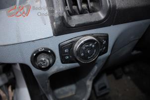 Ford Transit 2.0 TDCi 16V Eco Blue 170 Schrottauto (2018, Weiß)