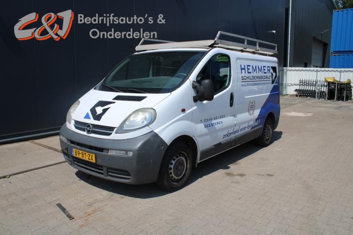 Opel Vivaro 1.9 DTI 16V Épave (2005, Blanc)