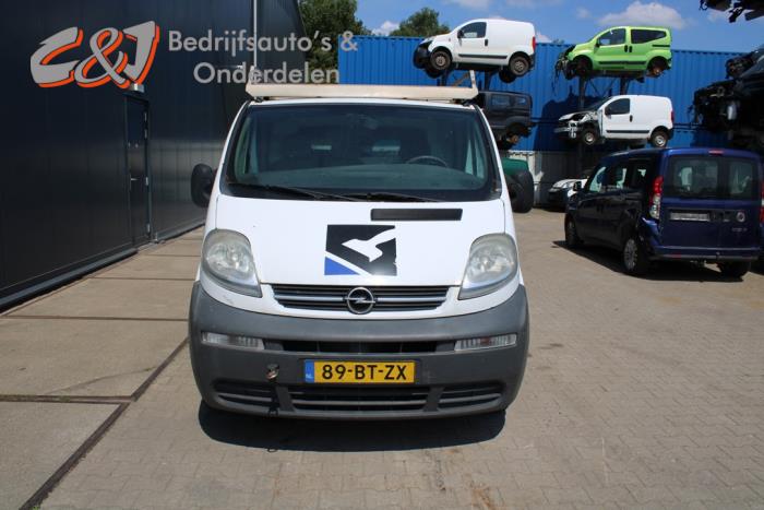 Opel Vivaro 1.9 DTI 16V Épave (2005, Blanc)