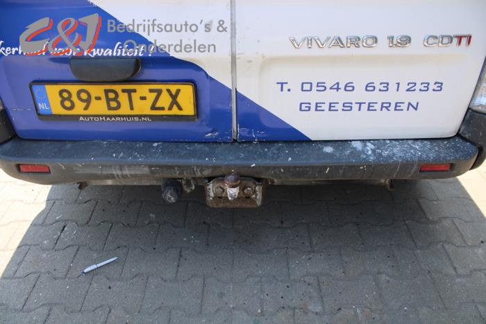 Opel Vivaro 1.9 DTI 16V Épave (2005, Blanc)