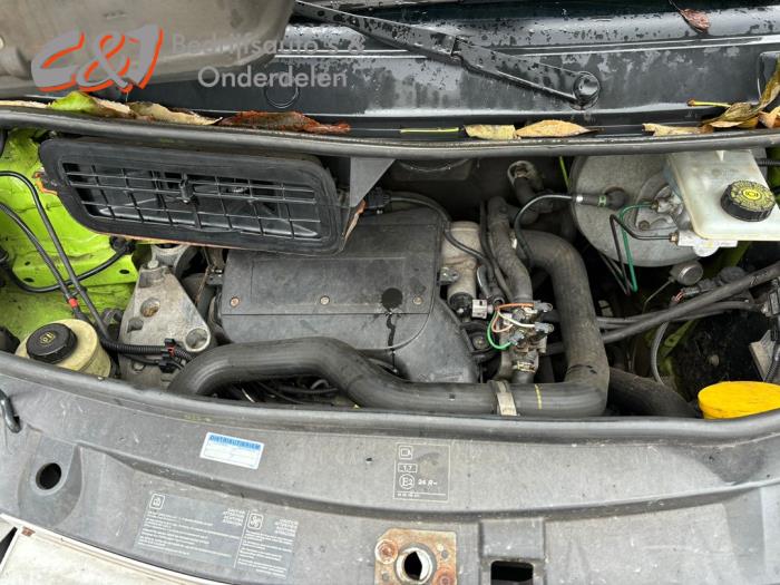 Opel Vivaro 1.9 DI Vehículo de desguace (2004, Blanco)