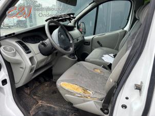 Opel Vivaro 1.9 DI Vehículo de desguace (2004, Blanco)