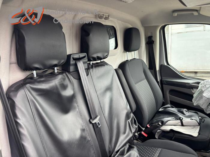 Ford Transit Custom 2.0 TDCi 16V Eco Blue 130 Épave (2020, Gris argenté)