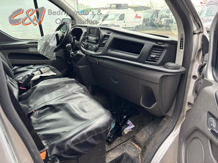 Ford Transit Custom 2.0 TDCi 16V Eco Blue 130 Épave (2020, Gris argenté)