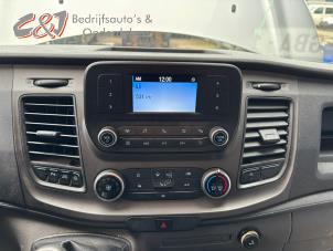 Ford Transit Custom 2.0 TDCi 16V Eco Blue 130 Épave (2020, Gris argenté)