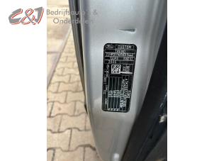Ford Transit Custom 2.0 TDCi 16V Eco Blue 130 Épave (2020, Gris argenté)