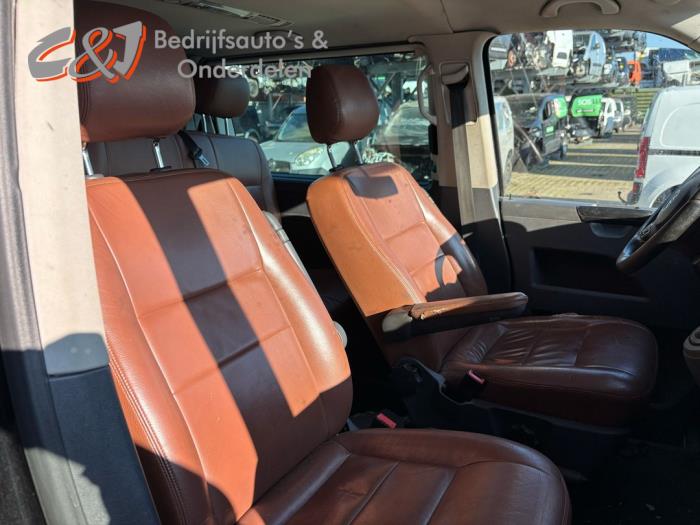 Volkswagen Transporter T6 2.0 TDI DRF 4Motion Épave (2016, Noir)