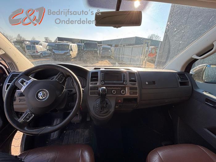 Volkswagen Transporter T6 2.0 TDI DRF 4Motion Épave (2016, Noir)