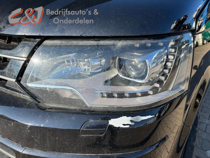 Volkswagen Transporter T6 2.0 TDI DRF 4Motion Épave (2016, Noir)