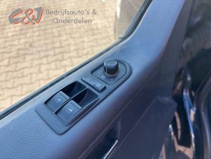Volkswagen Transporter T6 2.0 TDI DRF 4Motion Épave (2016, Noir)