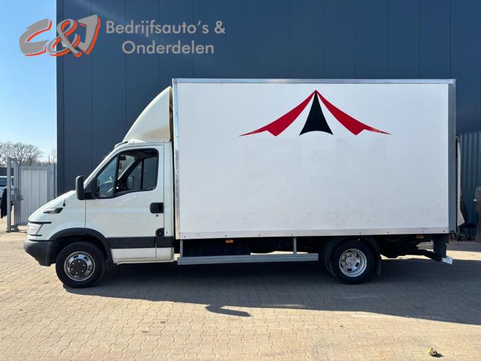 Iveco New Daily IV 35C12,S12 Épave (2006, Blanc)