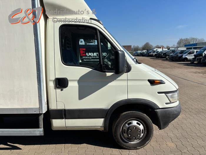 Iveco New Daily IV 35C12,S12 Épave (2006, Blanc)