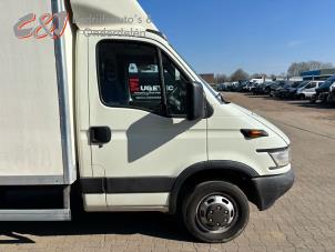 Iveco New Daily IV 35C12,S12 Épave (2006, Blanc)