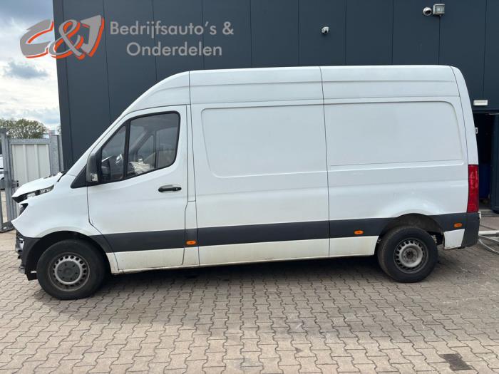 Mercedes Sprinter 3,5t 311 CDI 2.1 D FWD Salvage vehicle (2019, White)
