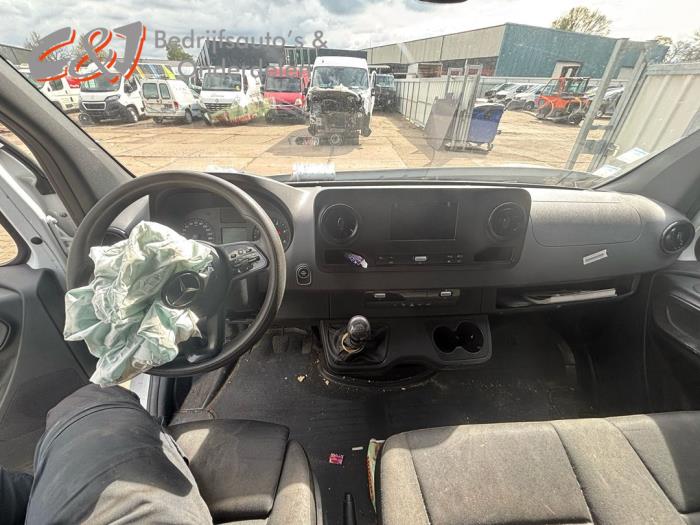 Mercedes Sprinter 3,5t 311 CDI 2.1 D FWD Salvage vehicle (2019, White)