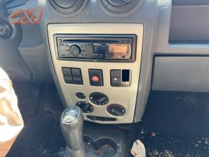 Dacia Logan Express 1.6 Samochód złomowany (2010, Niebieski)