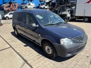 Dacia Logan Express 1.6 Samochód złomowany (2010, Niebieski)