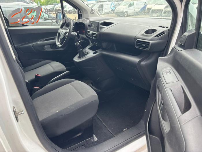 Opel Combo Cargo 1.6 CDTI 75 Samochód złomowany (2019, Bialy)