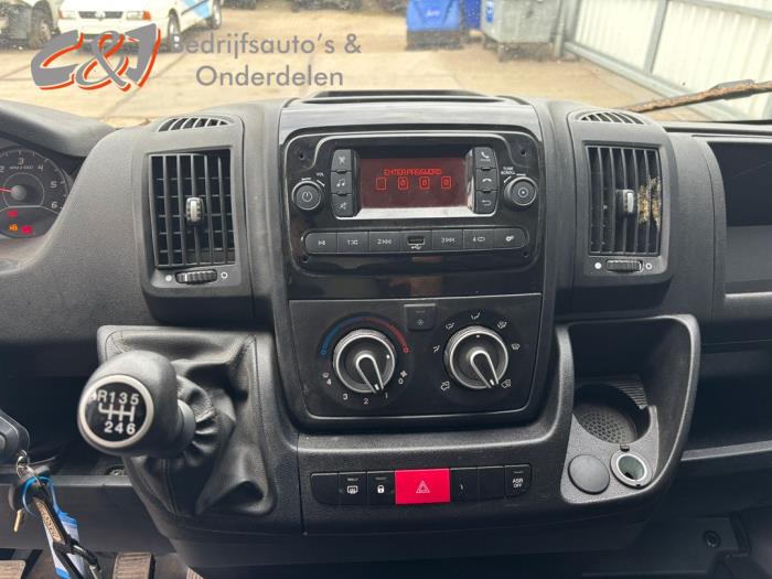 Citroen Jumper 2.2 Blue HDi 140 Vehículo de desguace (2023, Blanco)