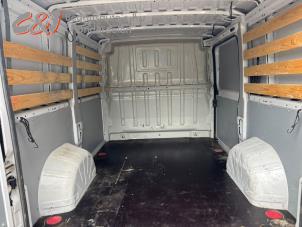 Citroen Jumper 2.2 Blue HDi 140 Vehículo de desguace (2023, Blanco)