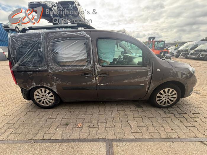 Mercedes Citan 1.5 109 CDI Crewbus Vehículo de desguace (2016, Marrón)