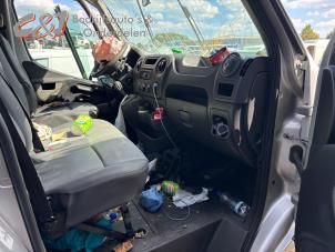 Renault Master III 2.3 dCi 170 16V FWD Samochód złomowany (2018, Srebrny)