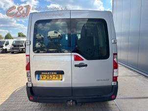 Renault Master III 2.3 dCi 170 16V FWD Samochód złomowany (2018, Srebrny)