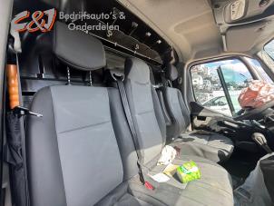 Renault Master III 2.3 dCi 170 16V FWD Samochód złomowany (2018, Srebrny)
