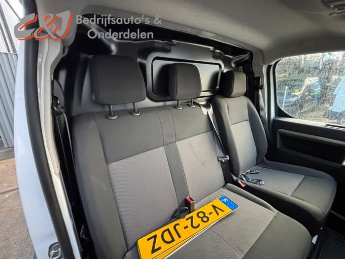 Opel Vivaro 2.0 Diesel 145 Samochód złomowany (2024, Bialy, Bialy)