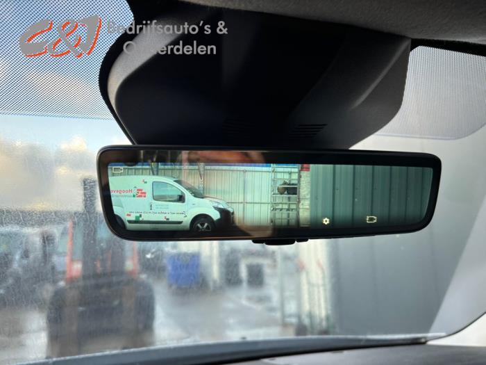 Opel Vivaro 2.0 Diesel 145 Samochód złomowany (2024, Bialy, Bialy)