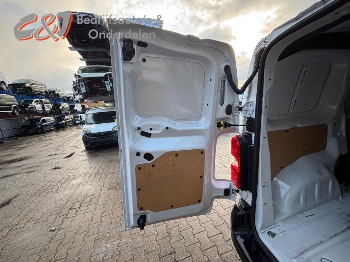 Opel Vivaro 2.0 Diesel 145 Samochód złomowany (2024, Bialy, Bialy)