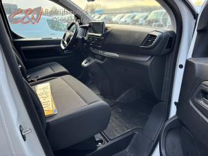 Opel Vivaro 2.0 Diesel 145 Samochód złomowany (2024, Bialy, Bialy)