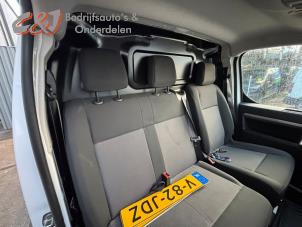 Opel Vivaro 2.0 Diesel 145 Samochód złomowany (2024, Bialy, Bialy)