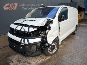 Opel Vivaro 2.0 Diesel 145 Samochód złomowany (2024, Bialy, Bialy)