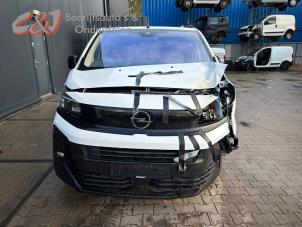 Opel Vivaro 2.0 Diesel 145 Samochód złomowany (2024, Bialy, Bialy)