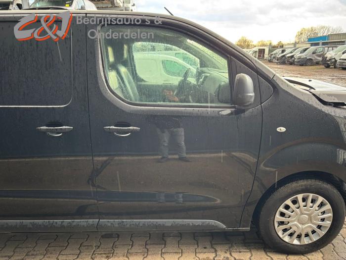 Toyota ProAce 2.0 D-4D 122 16V Worker Épave (2017, Noir)