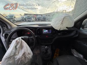 Fiat Doblo Cargo 1.3 MJ 16V DPF Euro 5 Vehículo de desguace (2016, Metálico)