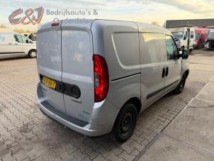 Fiat Doblo Cargo 1.3 MJ 16V DPF Euro 5 Vehículo de desguace (2016, Metálico)