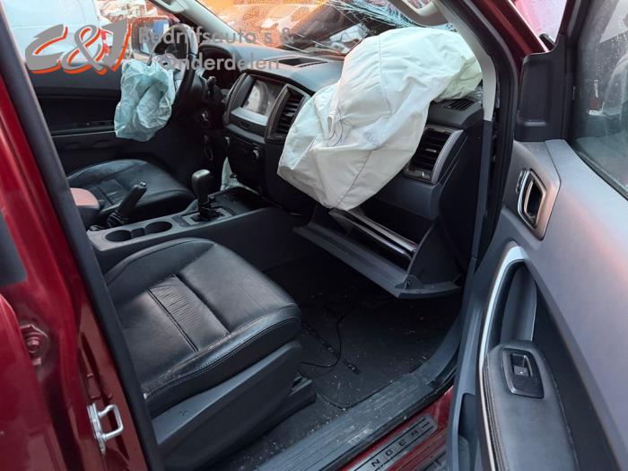 Ford Ranger 3.2 TDCI 20V 4x4 Samochód złomowany (2018, Ciemny, Czerwony)
