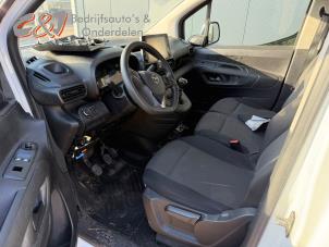 Opel Combo Cargo 1.5 CDTI 130 Épave (2021, Blanc)